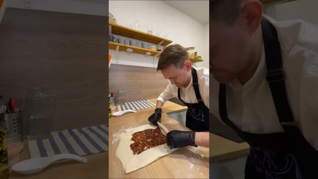 Яблочный штрудель 🍏🍎 смотреть онлайн