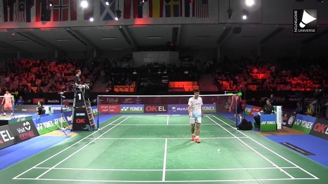 Kento Momota vs Chou Tien Chen - MS QF [Denmark Open 2015] смотреть онлайн