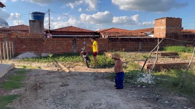 LEÔNCIO VIRA QUADRICICLO DE PILILIU E ELE FICA FURIOSO 🤣 | PILILIU DA RESENHA смотреть онлайн