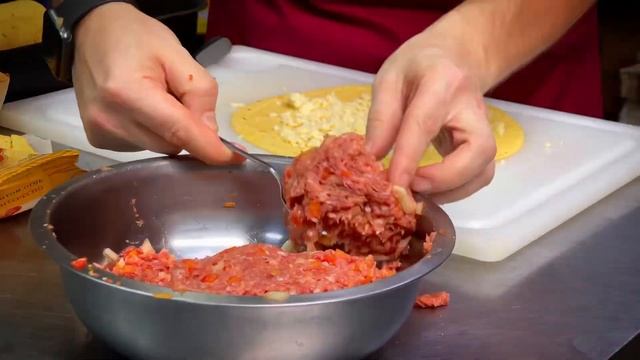 Мужчины оценят! Самые мясные закусочные рулеты на праздничном столе. смотреть онлайн