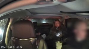 ПЬЯНОЕ Быдло В ТАКСИ РАСПИВАЛО Алкоголь ПОСЛЕ Чего РАЗБИЛО Бутылку ОБ АВТОМОБИЛЬ #taxi #треш #быдло