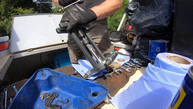How to rebuild a marine raw water cooling pump in the field without a workshop. смотреть онлайн