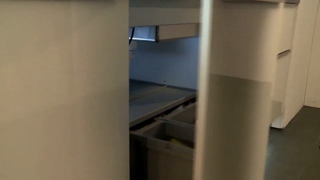 AMI CUISINES ALBI: Poubelle Tri Sélectif Nolte Küchen - ami-cuisines.fr смотреть онлайн