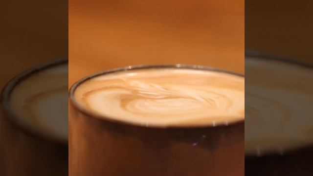 Morning coffee at Aroma смотреть онлайн