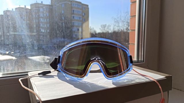 Electrochromic smart glasses on sunny day (prototype 3) смотреть онлайн