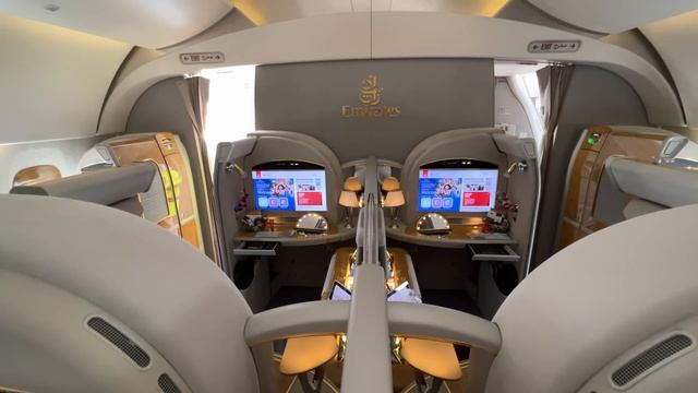 EMIRATES First & Business Class 24 hours in Boeing 777 Game Changer (full flight report) смотреть онлайн