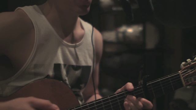 Johnny Vitulli "Please Don't Stop" Official Video смотреть онлайн