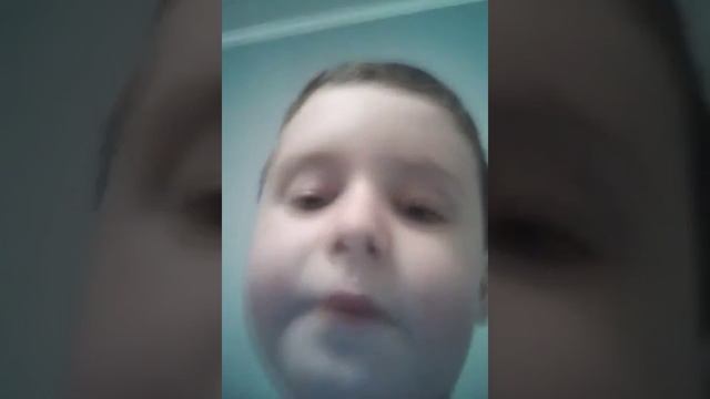 Видео я рассказываю то что у меня есть дом и приставка Sega смотреть онлайн