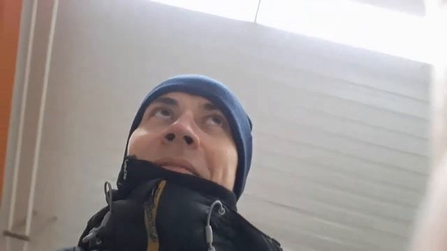 Теряем деньги около людей, социальный эксперимент, 500 рублей кто вернёт? смотреть онлайн
