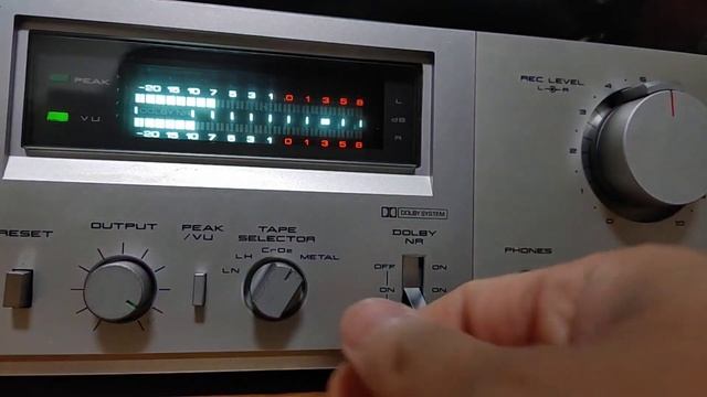 AKAI CASSETTE DECK Model GX-F35.test