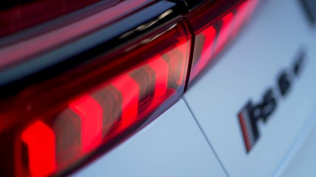 Audi RS 6 Avant GT – Footage on location смотреть онлайн