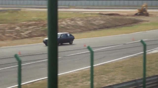 ТАЗ vs Civic EK4.MP4 смотреть онлайн