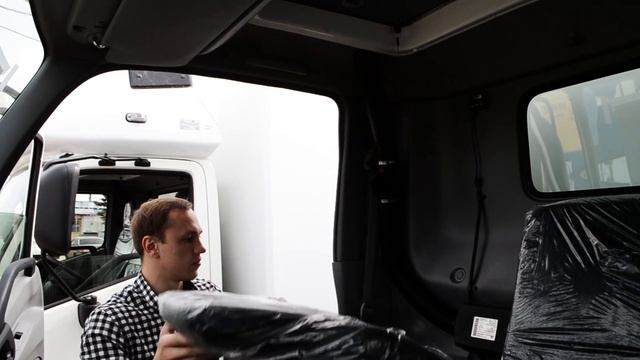 Спальник Hino 300 смотреть онлайн