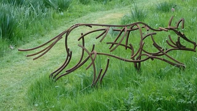 June & Robin visit Beechenwood Farm for NGS & Waterwitch Pub in Odiham смотреть онлайн