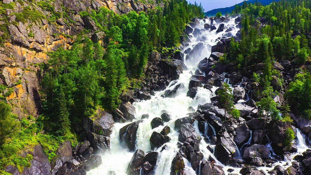 Мощь водопада Учар.(Uchar Waterfall) UHD 4К