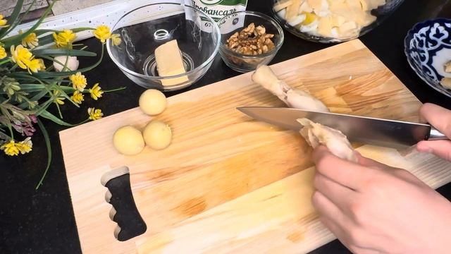 Салат с Ананасом на 8марта! Всегда ВКУСНО и НЕОБЫЧНО! Вкус как в Ресторане🤤 смотреть онлайн
