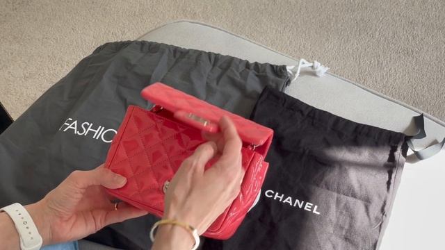 CHANEL Patent Leather Mini Square Flap Bag unboxing Fashionphile смотреть онлайн