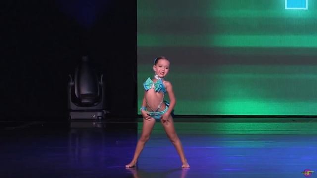 Victoria Tous - Fabulous (Solo Showdown Version)