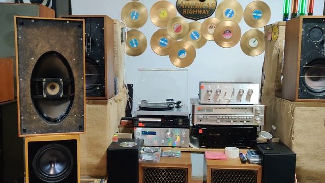 EMI LE300 Акустика England. Магазин Vintage Tech.