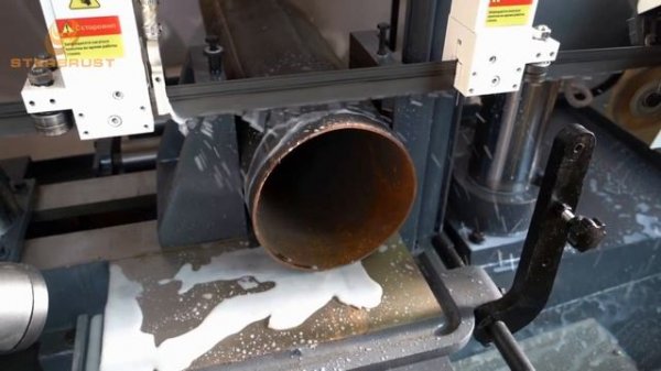 Двухколонный ленточнопильный станок MetalMaster MGH-400