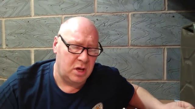 Dickenson and Morris Pork Pie смотреть онлайн