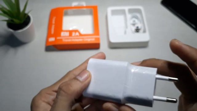 Unboxing charger xiaomi murah banget смотреть онлайн