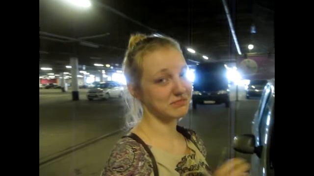 ШОК! Она впервые увидела заниженную тачку! смотреть онлайн