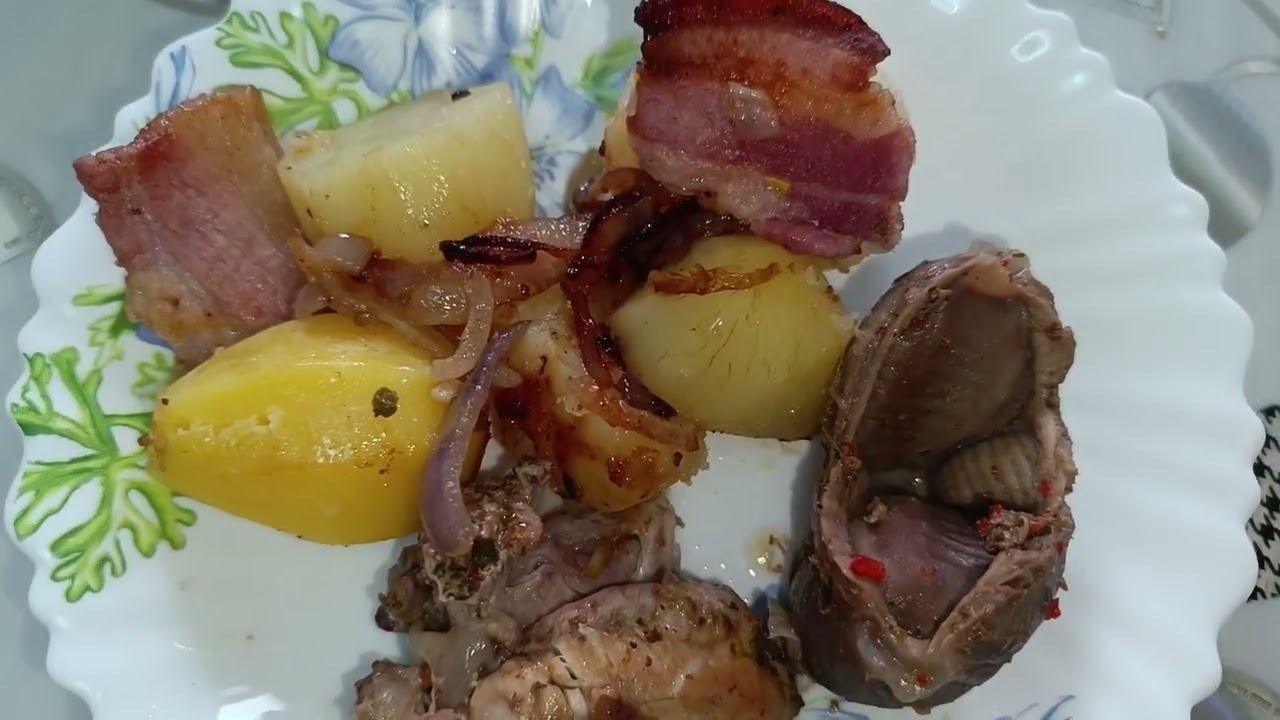 Набрали кучу металлолома на сдачу. Наводим порядок во дворе. Купили Яхту, папа счастлив) смотреть онлайн