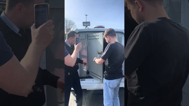 Похищение мужчины в Сочи под предлогом административного правонарушения 02.04.2024 в 15:30 смотреть онлайн