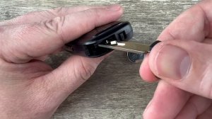 2019 - 2024 Toyota RAV4 Key Fob Battery Replacement - How To Change Replace RAV4 Remote Batteries