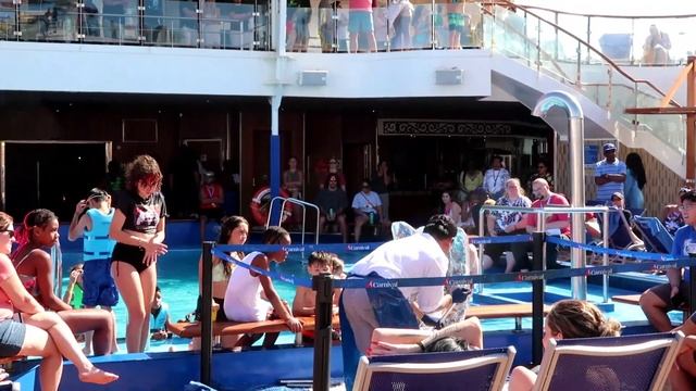 Grand Turk + Ice Sculpting + He Threw Out My Drink + Line Dancing + Heading Home смотреть онлайн