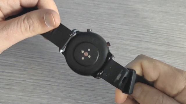 Recensione Amazfit GTR Lite - NON è uno Smartwatch! смотреть онлайн