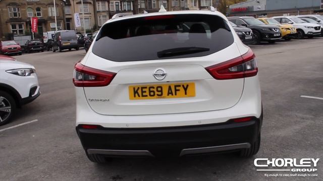 Nissan Qashqai | 1.3 DiG-T 160 N-Connecta 5dr | Storm White смотреть онлайн