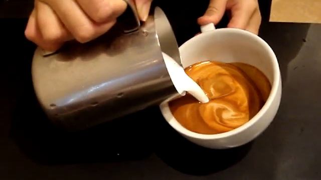 Latte seattle style espresso : M w/d+r смотреть онлайн
