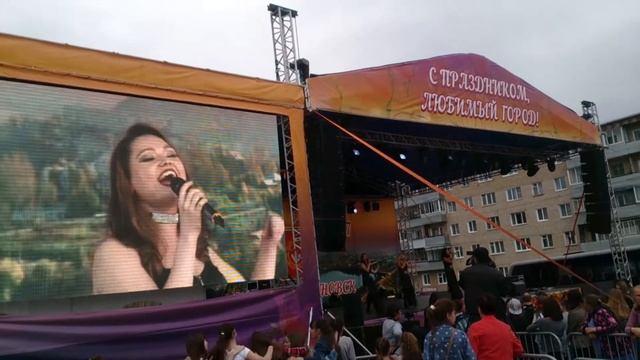 DV-Show Vocal Group Обними меня смотреть онлайн