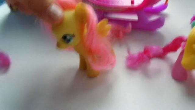 Распаковка радужного вертолёта Пинки Пай смотреть онлайн