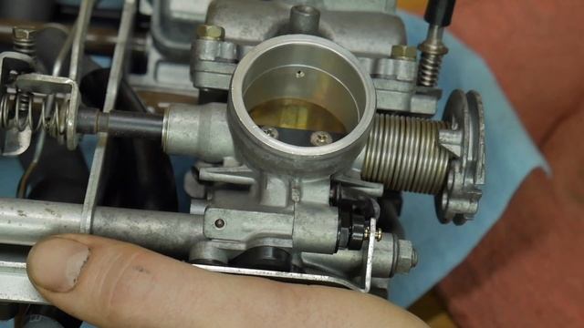 Honda VF750 Magna Carb Clean