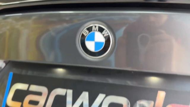 BMW 330e PlugIn Hybrid | CARWORLD смотреть онлайн