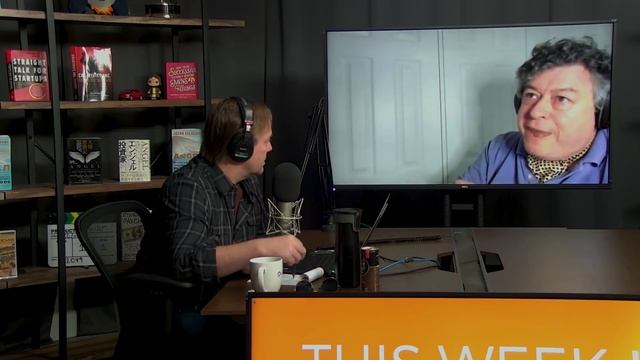 E1077: "Alchemy" Author Rory Sutherland on Darwinian approach to business, analyzing outliers & mor смотреть онлайн