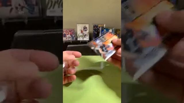 Break #43 FOOTBALL (2019 Prizm, 2019 Elements, 2019 XR, 2019 Luminance) смотреть онлайн