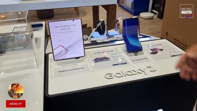ĐẬP THÙNG KHỔNG LỒ 2 TỶ GALAXY Z FOLD2 5G SPECIAL LIMITED COLLECTION SUMMER 2021 - CÓ GÌ BÊN TRONG? смотреть онлайн
