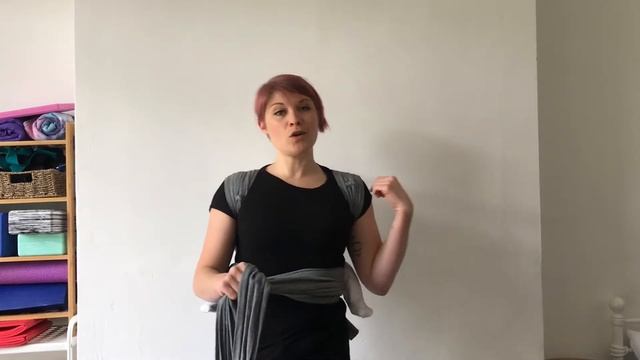 Tandem Babywearing Part 2: Toddler on front (soft structured carrier) & Baby on back (Meh Dai) смотреть онлайн