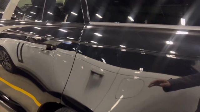 2023 Range Rover LWB 7 Passengers смотреть онлайн