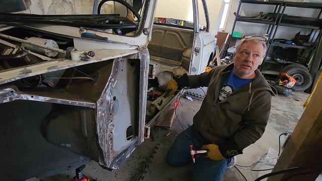 1972 BMW 2002 Episode 2: We finish adjusting the A pillar support and get ready to weld it up. смотреть онлайн