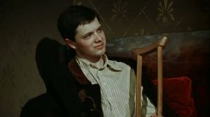 Лариосик. «Но бутылочку я достал! Фрагмент из фильма «Дни Турбиных»