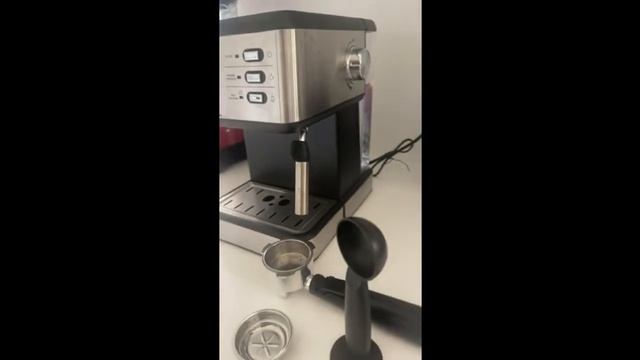 Review Geek Chef Espresso Machine Coffee Machine 20 Bar Pump Cappuccino latte Maker with ESE POD ca смотреть онлайн