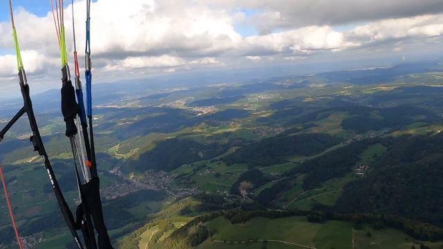 Flug mit dem SIGMA 11 смотреть онлайн