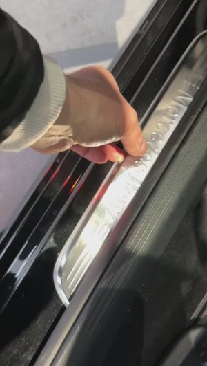 😱МЕРС РАССЫПАЕТСЯ ПРЯМО В САЛОНЕ😨🫣