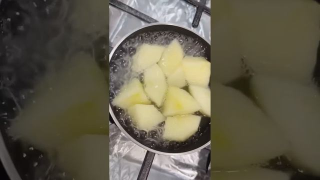 How to make apple puree| Baby food| Starting from 5 months| Moji 🙂 смотреть онлайн