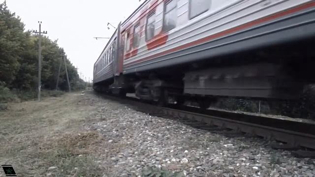 ЭП1М-482 с поездом №325 Пермь - Новороссийск смотреть онлайн